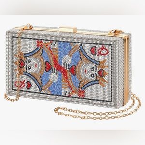 Queen of hearts statement bag